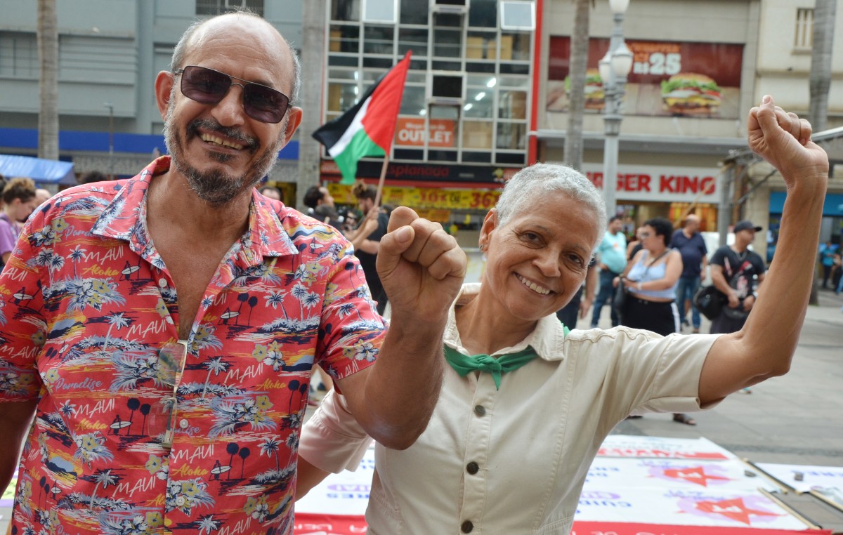 SINTPq participa de marcha das mulheres pelo fim da violência de gênero em Campinas