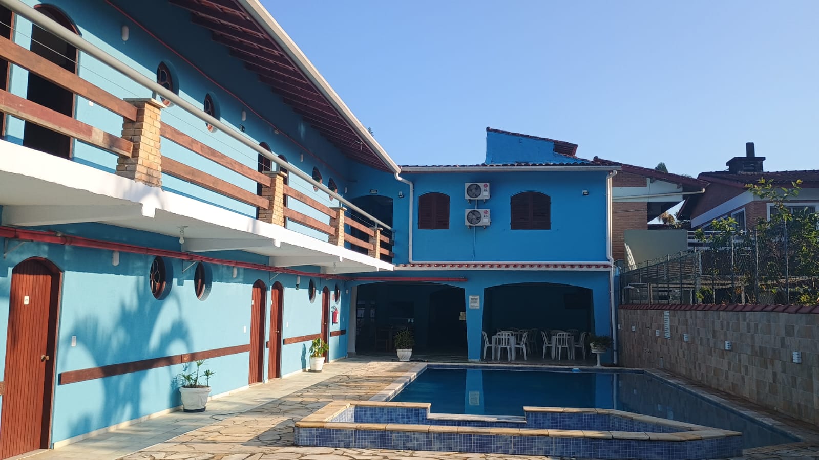 Sócios do SINTPq podem curtir semana do Natal em Ubatuba com preços especiais