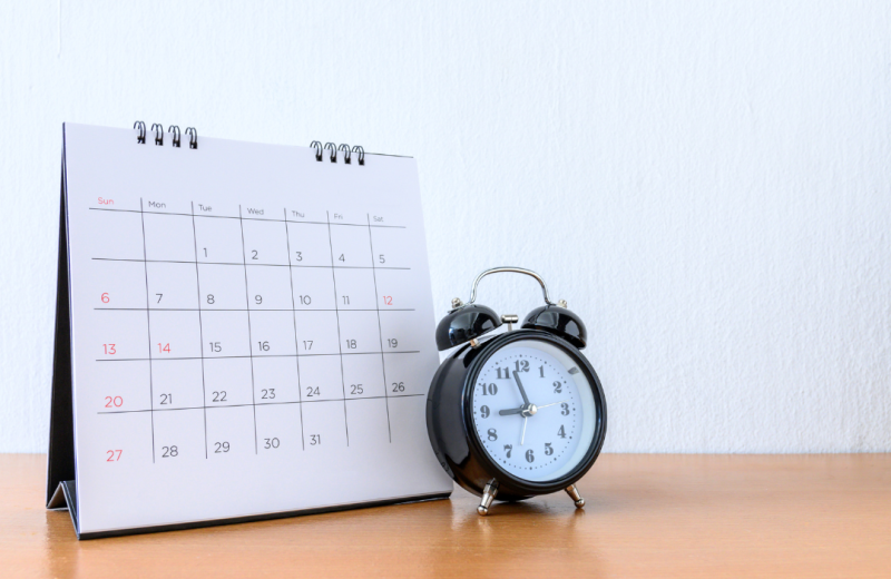 post_para_instagram_venha_curtir_suas_ferias_laranja_e_azul_moderno_2