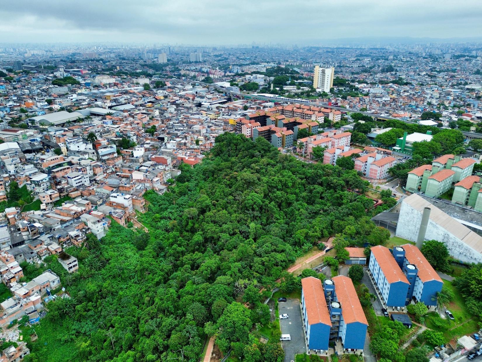 SINTPq acompanha visita de Zarattini ao CTI e reforça valorização dos trabalhadores da ciência